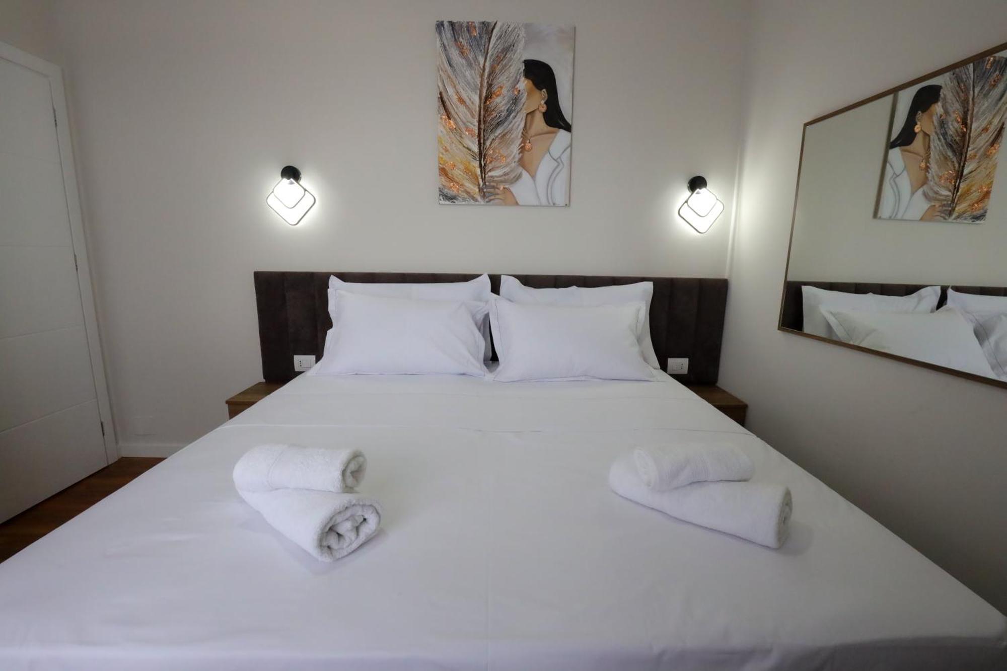 Elona'S Rooms กรูเยอ ภายนอก รูปภาพ