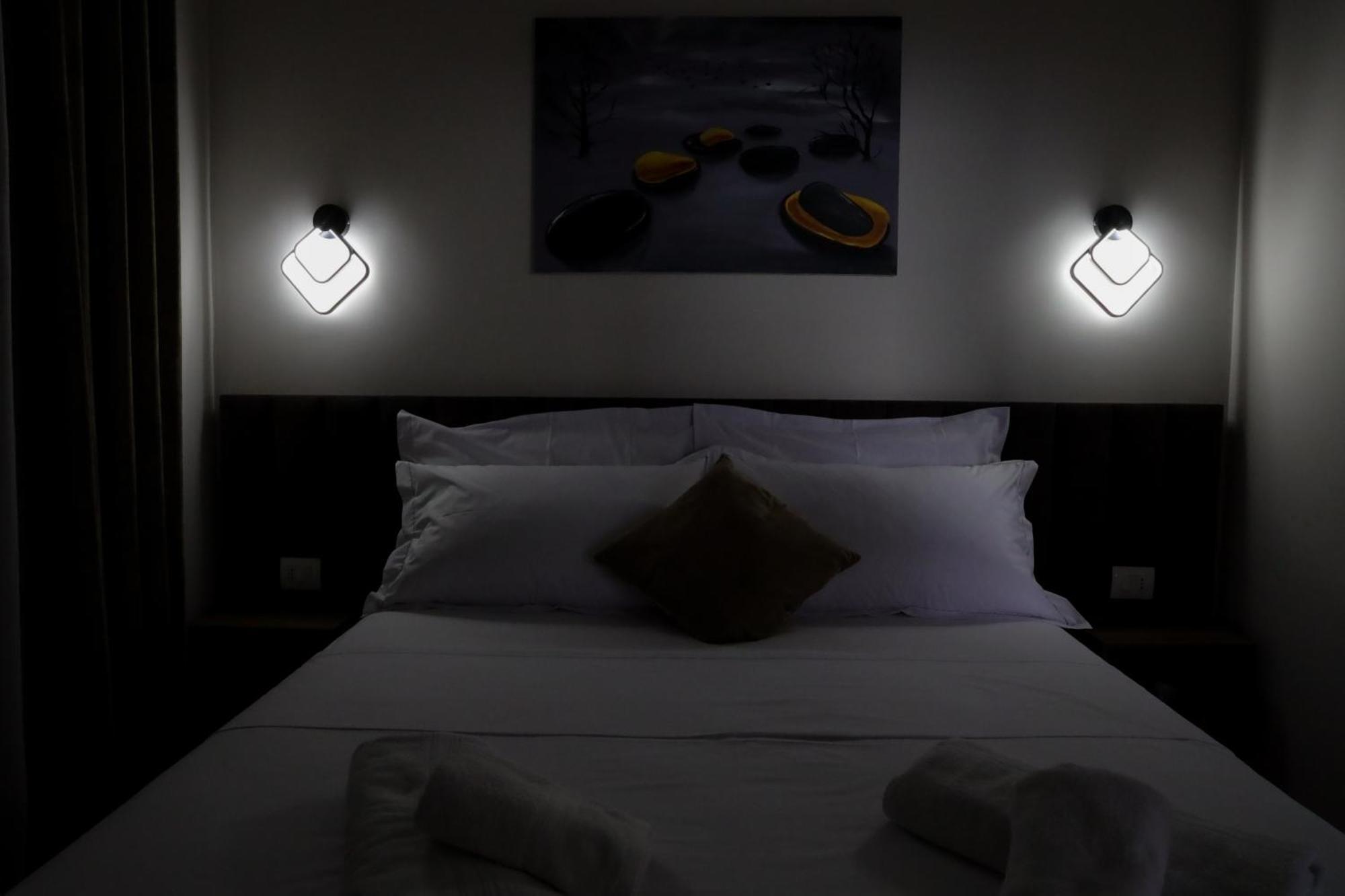 Elona'S Rooms กรูเยอ ภายนอก รูปภาพ