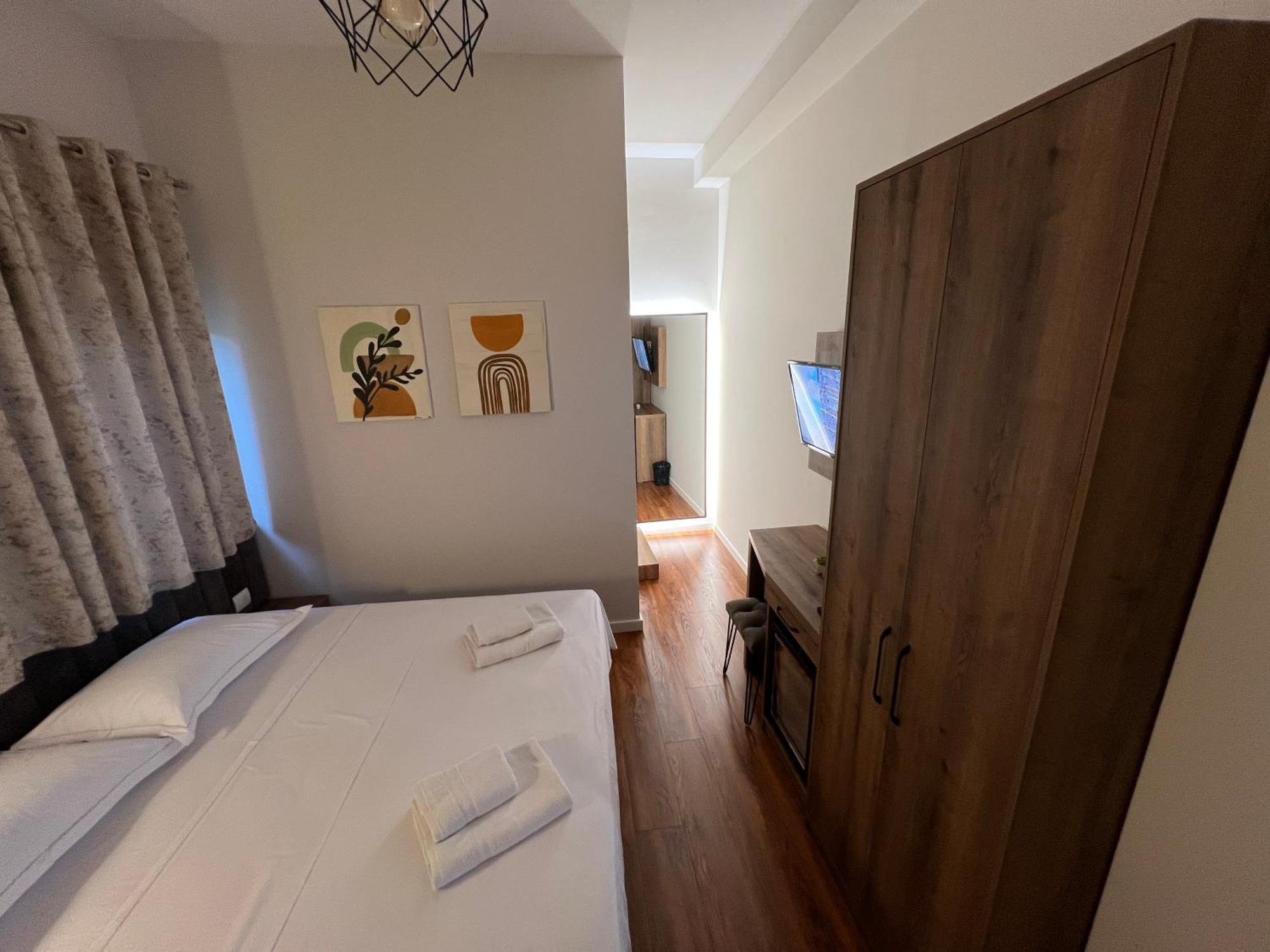 Elona'S Rooms กรูเยอ ภายนอก รูปภาพ