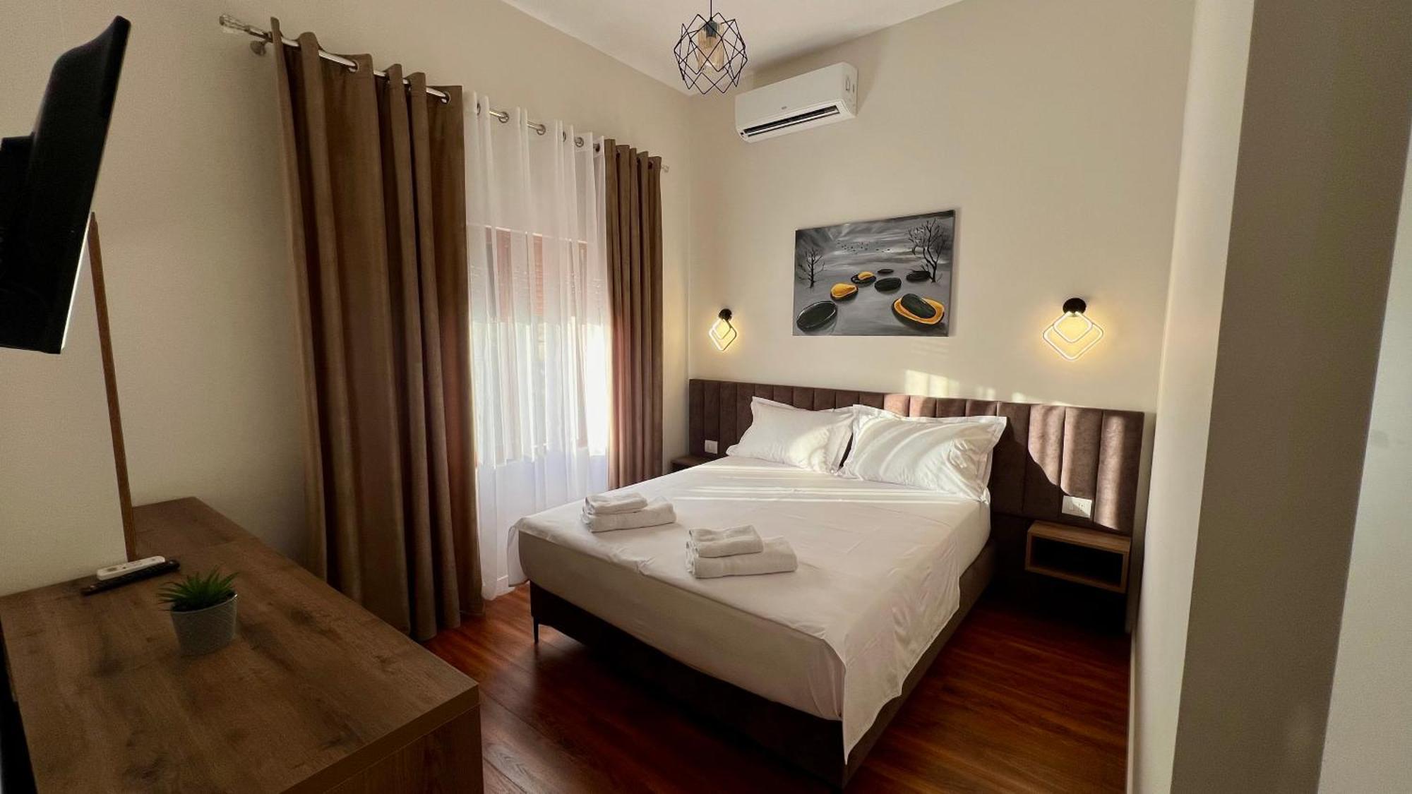 Elona'S Rooms กรูเยอ ภายนอก รูปภาพ
